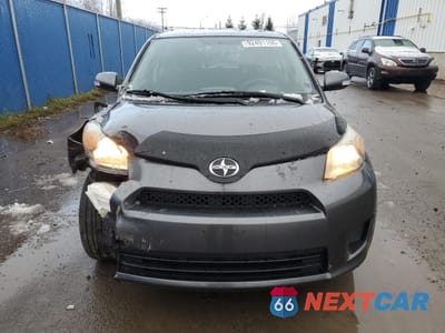 Piąte zdjęcie samochodu w środku: 2013 TOYOTA SCION XD VIN:JTKKUPB47D1031843 - miniatura