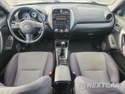 Zdjęcie 8 z 13 samochodu: 2004 TOYOTA RAV4 VIN:JTEHD20V046005714 - miniatura