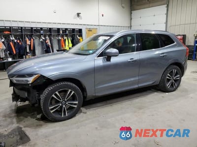 2018 VOLVO XC60 T6 MOMENTUM YV4A22RK3J1094253 - główne zdjęcie licytacji z USA - miniatura