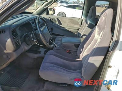 Zdjęcie 7 z 14 samochodu: 2000 DODGE DAKOTA VIN:1B7GL22X3YS752058 - miniatura