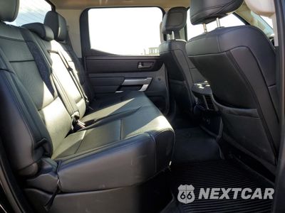 Zdjęcie 10 z 13 samochodu: 2024 TOYOTA TUNDRA CREWMAX SR VIN:5TFLA5DB6RX173206 - miniatura