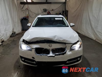 Piąte zdjęcie samochodu w środku: 2015 BMW 535 XI VIN:WBA5B3C54FD546906 - miniatura