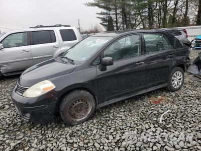 2009 NISSAN VERSA S 3N1BC11E29L394331 - główne zdjęcie licytacji z USA - miniatura