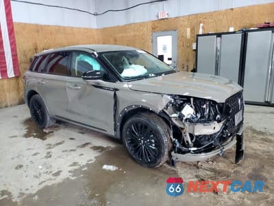 Czwarte zdjęcie samochodu z boku: 2025 LINCOLN CORSAIR PREMIERE VIN:5LMCJ1DA6SUL22648 - miniatura