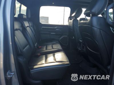 Zdjęcie 10 z 12 samochodu: 2020 RAM 1500 LARAMIE VIN:1C6SRFRT9LN290493 - miniatura
