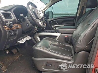 Zdjęcie 7 z 12 samochodu: 2021 NISSAN TITAN SV VIN:1N6AA1ED6MN501256 - miniatura