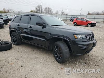 Czwarte zdjęcie samochodu z boku: 2021 JEEP GRAND CHEROKEE LAREDO VIN:1C4RJFAG3MC830513 - miniatura