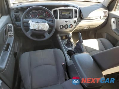 Zdjęcie 8 z 13 samochodu: 2006 MAZDA TRIBUTE I VIN:4F2YZ92Z36KM05310 - miniatura