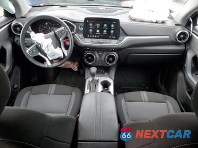 Zdjęcie 8 z 13 samochodu: 2024 CHEVROLET BLAZER 2LT VIN:3GNKBCR49RS162717 - miniatura