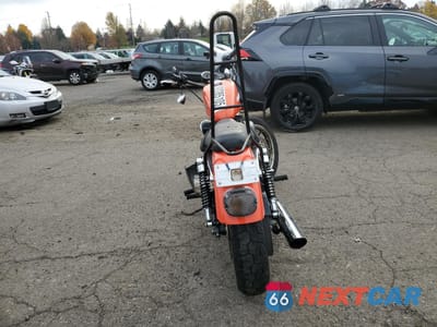 Czwarte zdjęcie samochodu z boku: 2007 HARLEY-DAVIDSON XL883 R VIN:1HD4CS2157K420361 - miniatura