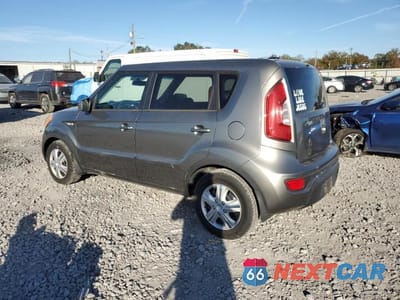 Drugie zdjęcie samochodu z przodu: 2013 KIA SOUL VIN:KNDJT2A51D7561175 - miniatura