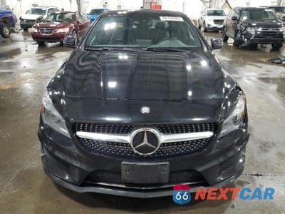 Piąte zdjęcie samochodu w środku: 2015 MERCEDES-BENZ CLA 250 4MATIC VIN:WDDSJ4GB7FN234299 - miniatura