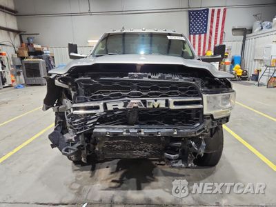 Piąte zdjęcie samochodu w środku: 2020 RAM 3500 TRADESMAN VIN:3C63RRGL6LG260658 - miniatura