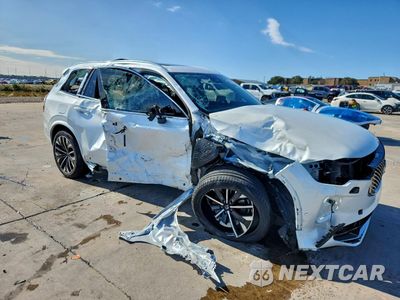 Czwarte zdjęcie samochodu z boku: 2025 VOLVO XC90 PLUS VIN:YV4062PB7S1372799 - miniatura