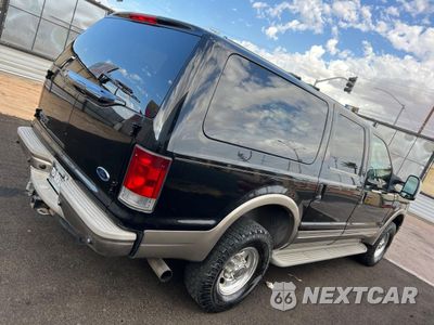 Czwarte zdjęcie samochodu z boku: 2005 FORD EXCURSION EDDIE BAUER VIN:1FMSU45PB5EA05897 - miniatura