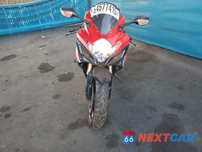 Drugie zdjęcie samochodu z przodu: 2006 SUZUKI GSX-R600 K6 VIN:JS1GN7DAX62104353 - miniatura
