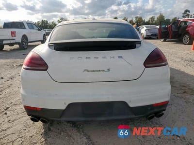 Zdjęcie 6 z 12 samochodu: 2014 PORSCHE PANAMERA S HYBRID VIN:WP0AD2A70EL044747 - miniatura