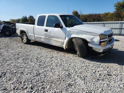 Czwarte zdjęcie samochodu z boku: 2007 CHEVROLET SILVERADO K1500 CLASSIC VIN:1GCEK19Z27Z133727 - miniatura