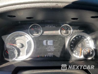Zdjęcie 9 z 12 samochodu: 2013 RAM 3500 SLT VIN:3C63RRLL1DG561720 - miniatura