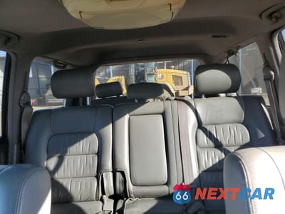 Zdjęcie 10 z 13 samochodu: 2005 LEXUS LX 470 VIN:JTJHT00W653552720 - miniatura