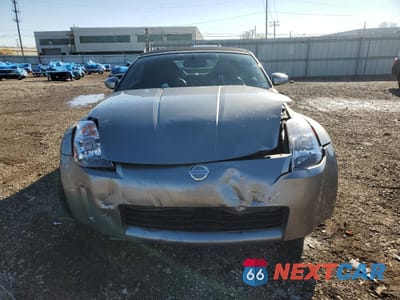 Piąte zdjęcie samochodu w środku: 2005 NISSAN 350Z ROADSTER VIN:JN1AZ36A85M758800 - miniatura