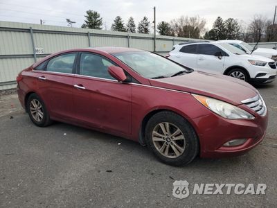 Czwarte zdjęcie samochodu z boku: 2013 HYUNDAI SONATA SE VIN:5NPEC4AC2DH674754 - miniatura