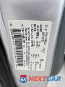 Zdjęcie 13 z 15 samochodu: 2005 DODGE GRAND CARAVAN SXT VIN:2D4GP44L45R411567 - miniatura