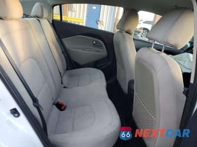 Zdjęcie 10 z 13 samochodu: 2014 KIA RIO EX VIN:KNADN4A32E6362318 - miniatura