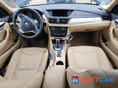 Zdjęcie 8 z 13 samochodu: 2015 BMW X1 SDRIVE28I VIN:WBAVM1C53FV317710 - miniatura