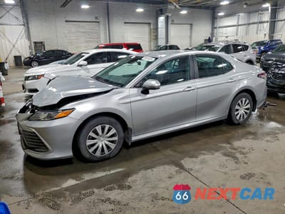 2022 TOYOTA CAMRY HYBRID 4T1C31AKXNU571047 - główne zdjęcie licytacji z USA - miniatura