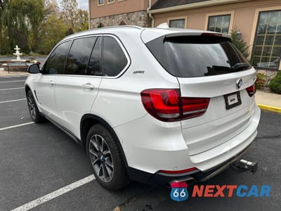 Drugie zdjęcie samochodu z przodu: 2018 BMW X5 XDR40E VIN:5UXKT0C59J0W00863 - miniatura