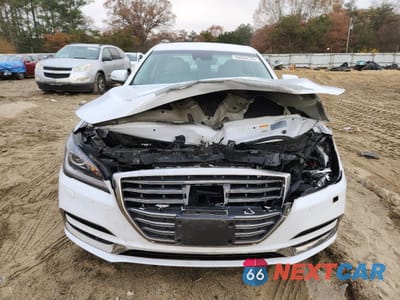 Piąte zdjęcie samochodu w środku: 2018 GENESIS G80 BASE VIN:KMHGN4JE3JU271299 - miniatura