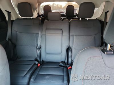 Zdjęcie 10 z 15 samochodu: 2025 FORD EXPLORER ACTIVE VIN:1FMUK7DH8SGA22970 - miniatura
