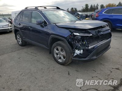 Czwarte zdjęcie samochodu z boku: 2024 TOYOTA RAV4 XLE VIN:2T3RWRFV3RW209612 - miniatura