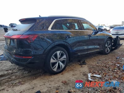 Trzecie zdjęcie samochodu z tyłu: 2024 AUDI Q8 E-TRON PREMIUM PLUS VIN:WA15AAGE0RB024868 - miniatura