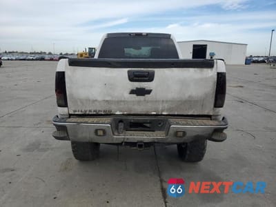 Zdjęcie 6 z 13 samochodu: 2008 CHEVROLET SILVERADO K2500 HEAVY DUTY VIN:1GCHK23628F164769 - miniatura