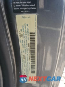 Zdjęcie 12 z 12 samochodu: 2004 VOLKSWAGEN NEW BEETLE GLS VIN:3VWCD31Y44M310479 - miniatura