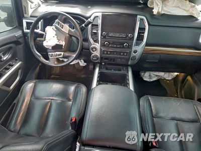 Zdjęcie 8 z 12 samochodu: 2021 NISSAN TITAN SV VIN:1N6AA1ED6MN501256 - miniatura