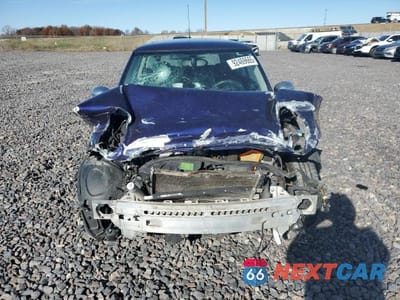 Piąte zdjęcie samochodu w środku: 2006 MINI COOPER VIN:WMWRC33516TK64095 - miniatura