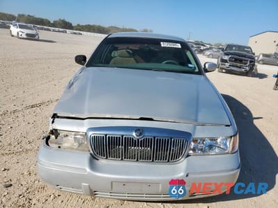 Piąte zdjęcie samochodu w środku: 2001 MERCURY GRAND MARQUIS GS VIN:2MEFM74W61X611707 - miniatura