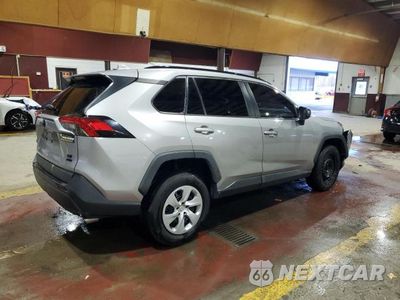Trzecie zdjęcie samochodu z tyłu: 2019 TOYOTA RAV4 LE VIN:2T3F1RFV7KC053289 - miniatura
