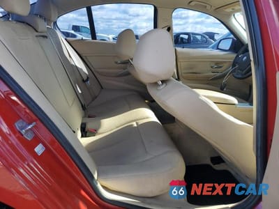 Zdjęcie 10 z 11 samochodu: 2016 BMW 320 I VIN:WBA8A9C53GK616413 - miniatura