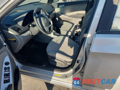 Zdjęcie 7 z 13 samochodu: 2013 HYUNDAI ACCENT VIN:KMHCT4AE9DU376194 - miniatura