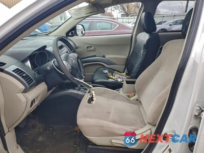 Zdjęcie 7 z 13 samochodu: 2007 MITSUBISHI OUTLANDER LS VIN:JA4MT31X57Z008603 - miniatura