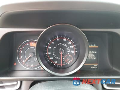 Zdjęcie 9 z 12 samochodu: 2023 HYUNDAI ELANTRA SEL VIN:KMHLM4AG9PU529188 - miniatura