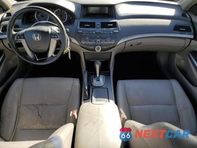 Zdjęcie 8 z 12 samochodu: 2008 HONDA ACCORD EXL VIN:JHMCP26898C035291 - miniatura