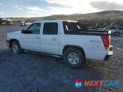Drugie zdjęcie samochodu z przodu: 2005 CHEVROLET AVALANCHE K1500 VIN:3GNEK12Z35G184118 - miniatura