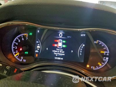 Zdjęcie 9 z 15 samochodu: 2015 JEEP GRAND CHEROKEE LIMITED VIN:1C4RJFBG0FC135956 - miniatura