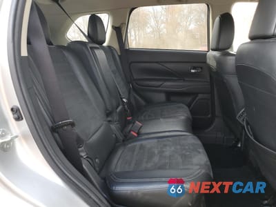 Zdjęcie 11 z 13 samochodu: 2019 MITSUBISHI OUTLANDER SE VIN:JA4AZ3A36KZ043934 - miniatura