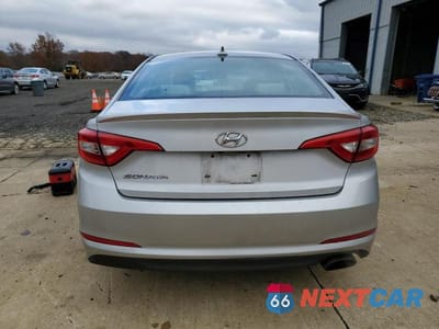 Zdjęcie 6 z 12 samochodu: 2016 HYUNDAI SONATA SE VIN:5NPE24AF5GH317473 - miniatura